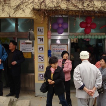 제3회 자비바자회 먹거리 행사장 이미지