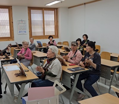 우쿠렐레 입문반 이미지